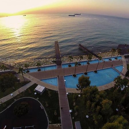Sea Front & City Center, Amazing Sea View Limassol Exterior foto